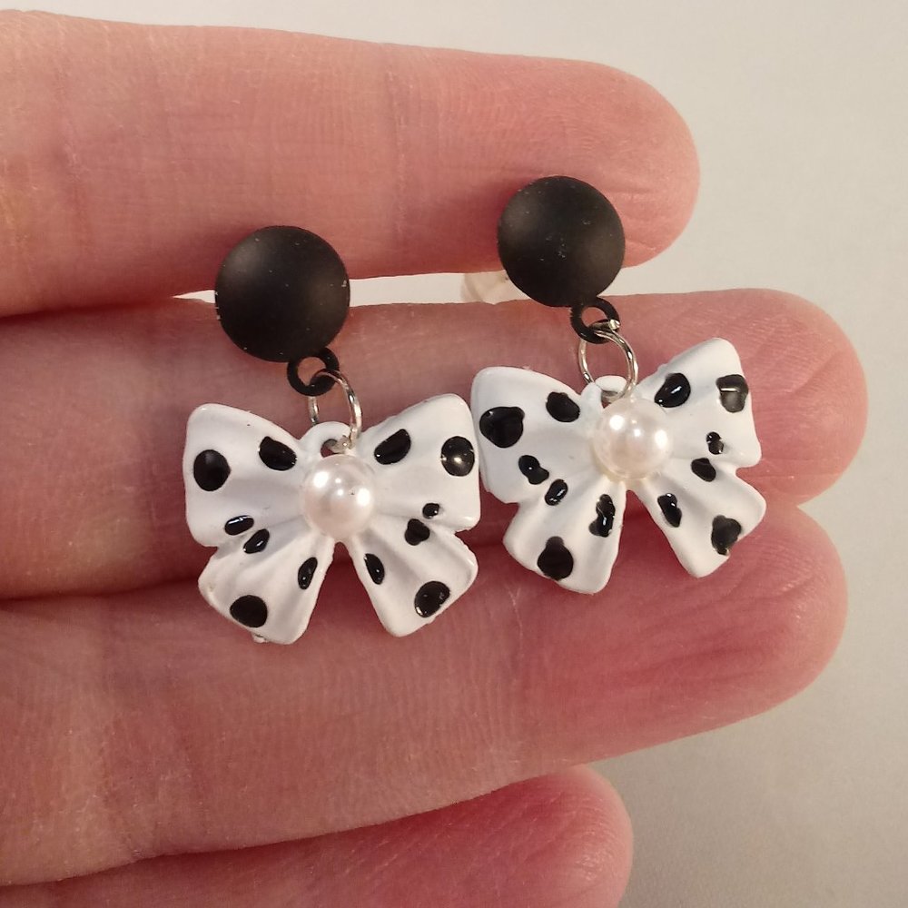 925 Silver Polka Dot White Black Bow Knot Pearl Dangle Stud Earrings Party Gift